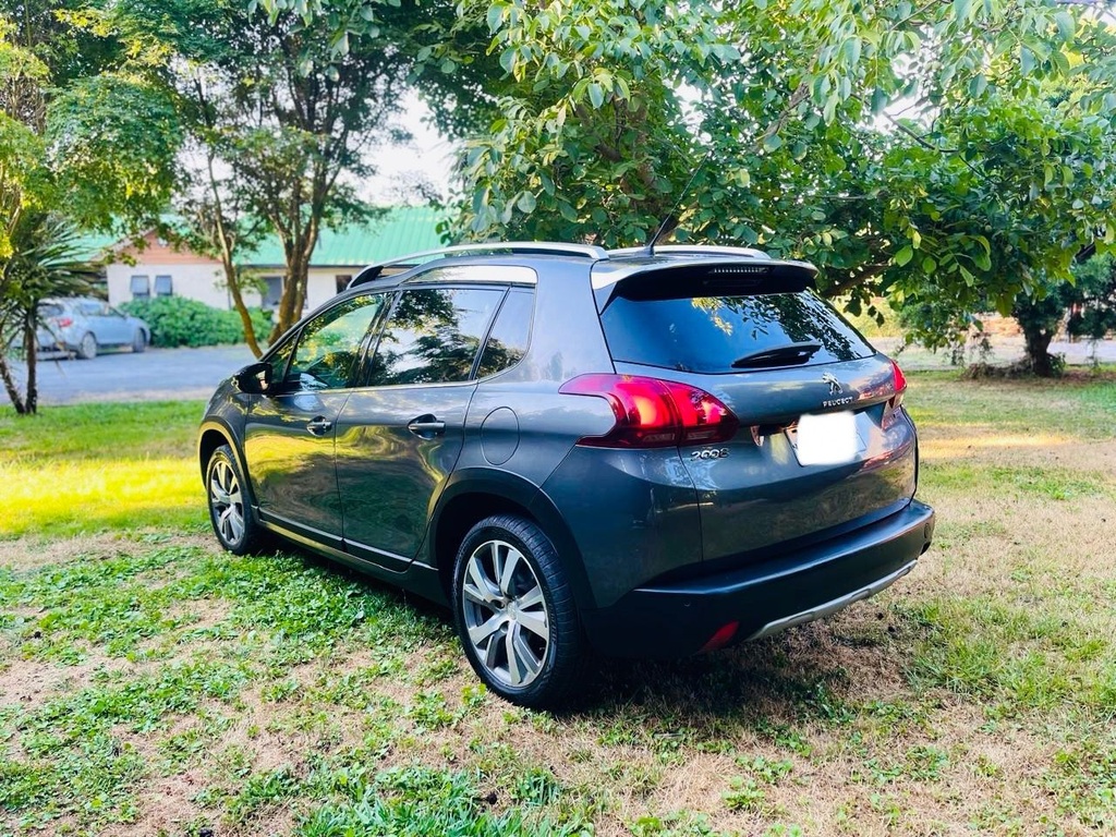 PEUGEOT 2008 ALLURE